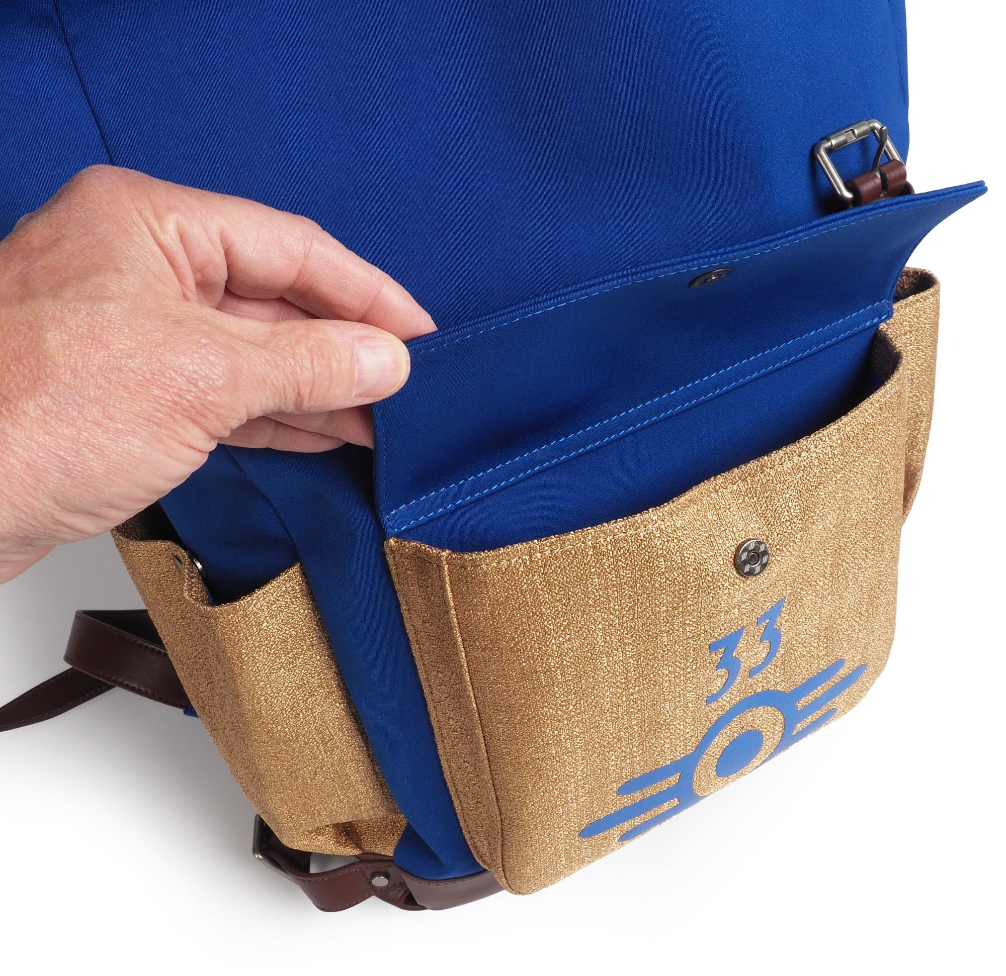 Fallout - Lucys Vault 33 - Backpack - Image 7